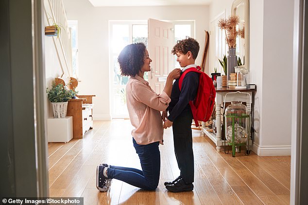 Western Politicians Applaud Parents and Condemn Child-Free Choices as Autumn’s Social Media Buzzes with Back-to-School Portraits and Demographic Concerns