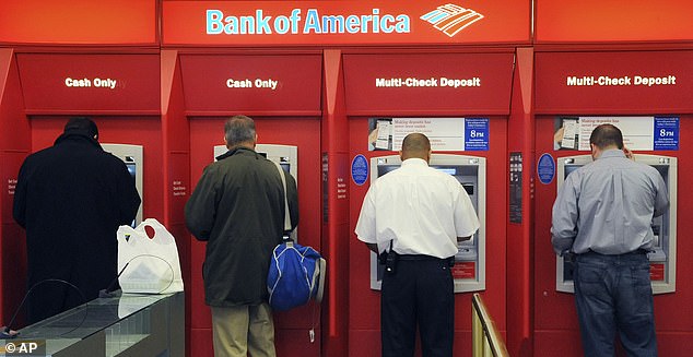 U.S. Banks Close Over 50 Branches Across Multiple States as Shift Toward Online Banking Accelerates