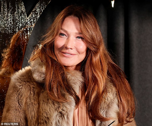 Former First Lady Carla Bruni Stuns at Paris Fashion Week by Showcasing Youthful Elegance While Facing Serious Legal Charges Linked to Husband Nicolas Sarkozy