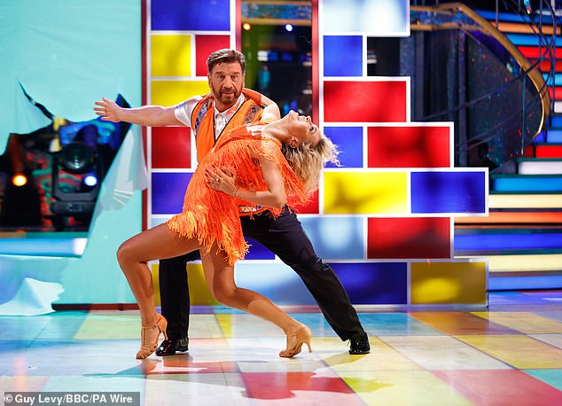 Nick Knowles Triumphantly Returns to Strictly Come Dancing After Overcoming Arm Injury in the UK