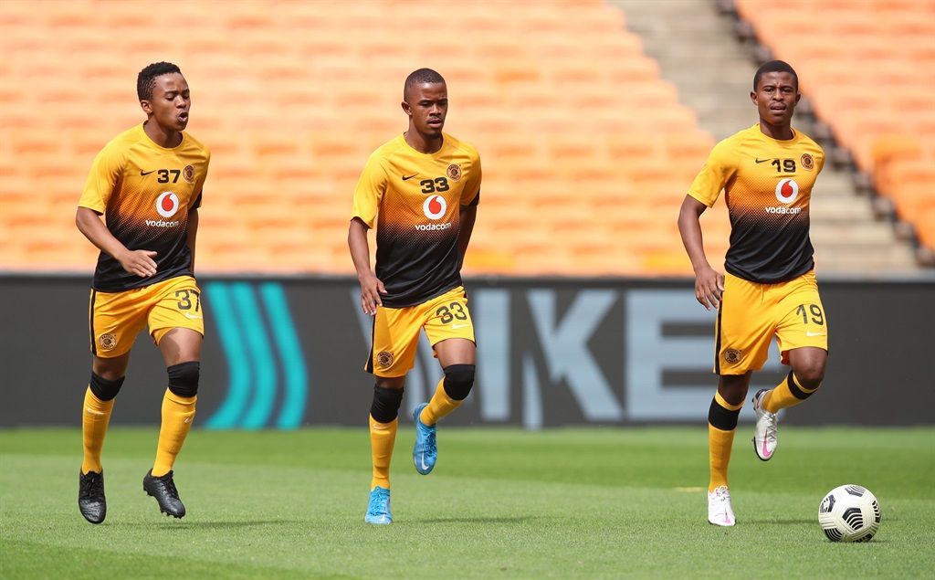 Transfer drama intensifies at Kaizer Chiefs as three fan-favorite players are set to leave Naturena and new signings remain in the balance