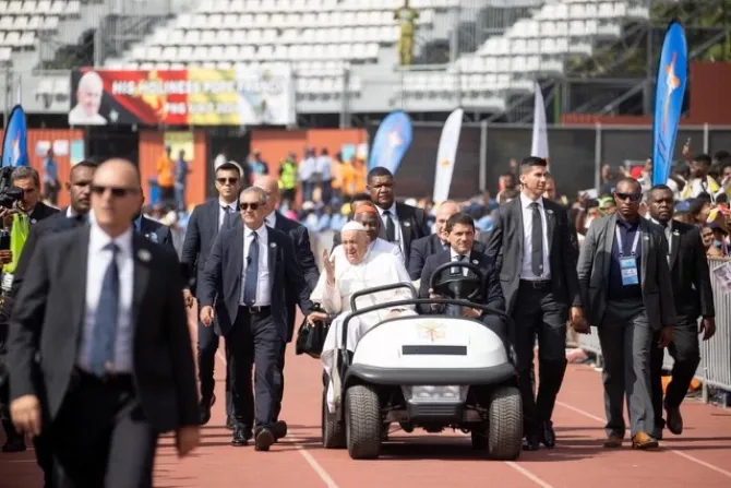 Pope Francis Commends Singapore for Building a Harmonious Society and Highlights Challenges Facing Families and Marginalized Groups Amidst Rapid Growth