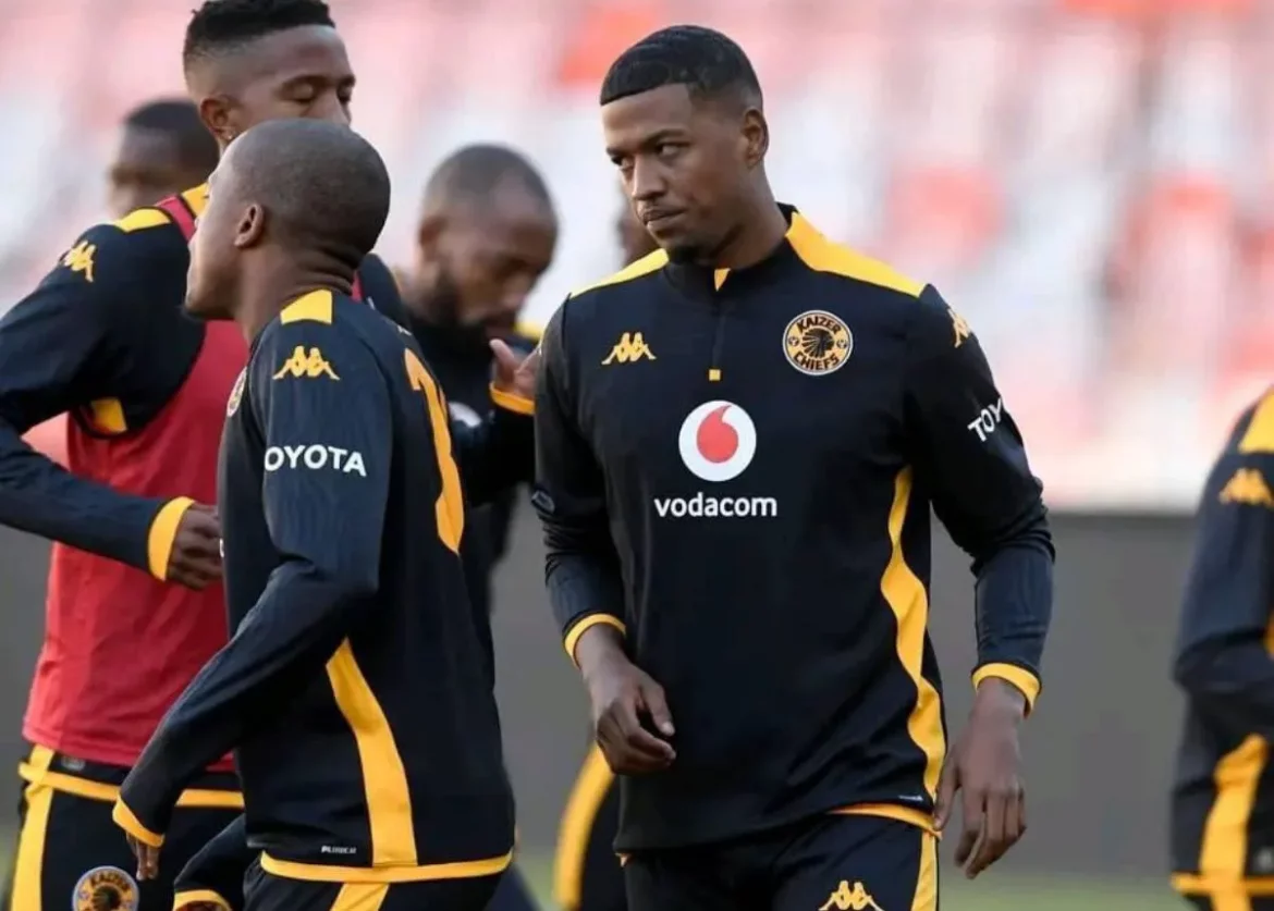 Kaizer Chiefs announce squad and make key change to face Sundowns in highly anticipated Betway Premiership clash at FNB Stadium