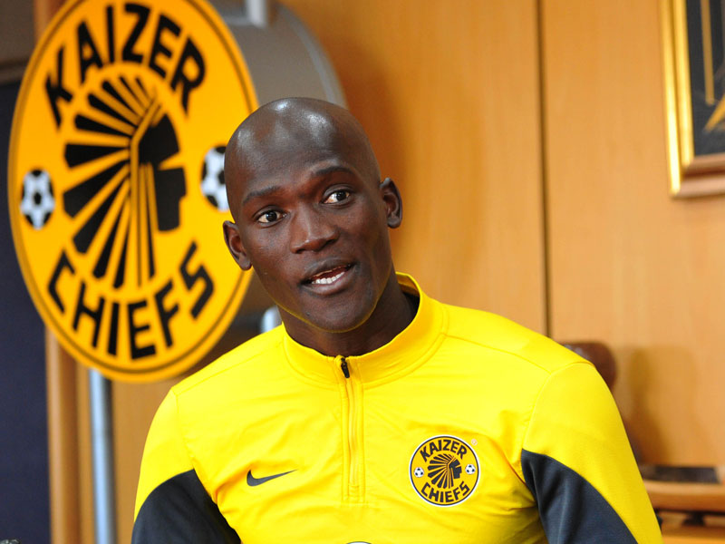 Former Kaizer Chiefs and Orlando Pirates Player Siphelele Mthembu Credits Foreign Coaches for Improved Team Performance in South African Football