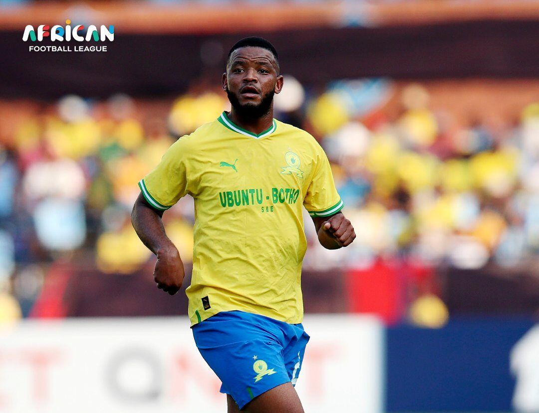 Mamelodi Sundowns Coach Manqoba Mngqithi Discusses Sipho Mbule’s Ongoing Loan Transfer Talks with Sekhukhune United Amidst Transfer Window Deadline in South Africa