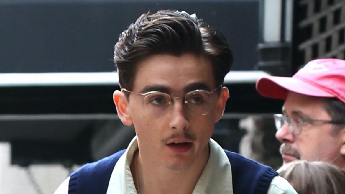 American-French Star Timothée Chalamet Captivates Fans with His Vintage Fashion Choices While Filming His Latest Movie Marty Supreme in California