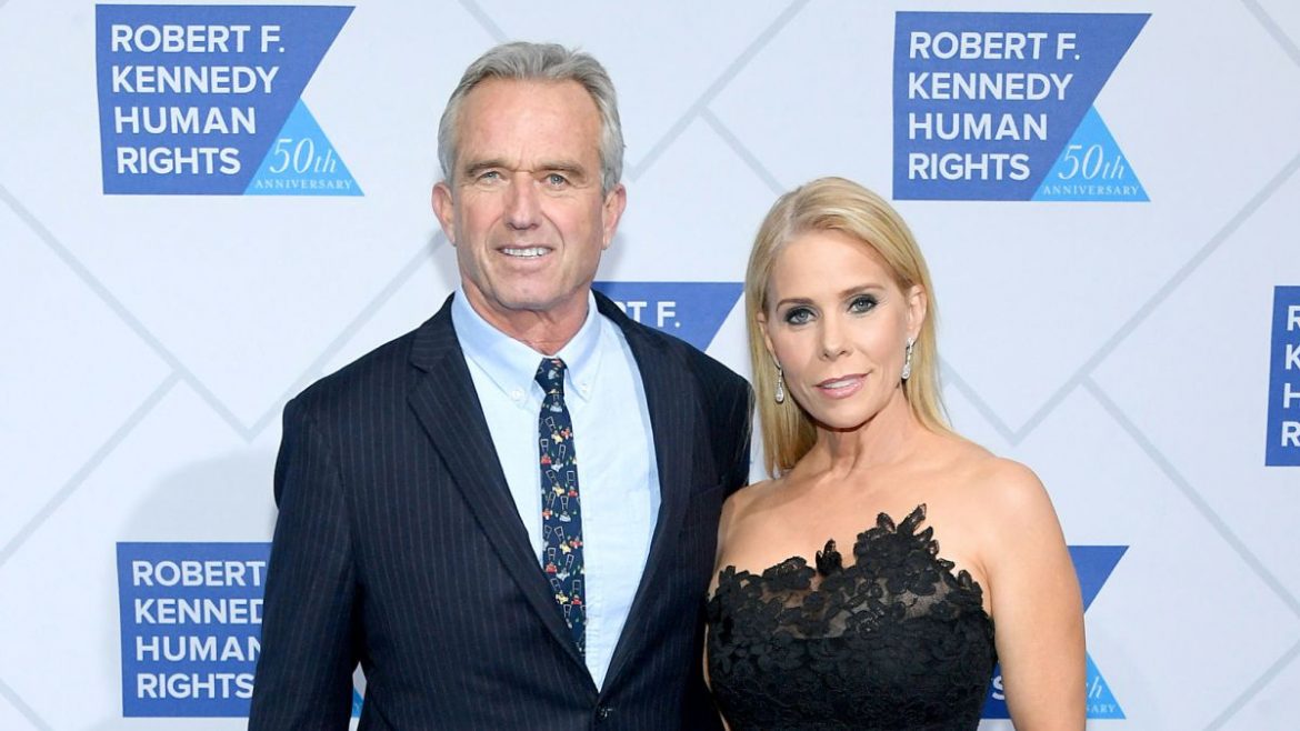 Robert F. Kennedy Jr. Faces Potential Divorce from Cheryl Hines After His Bizarre Sexting Relationship with Olivia Nuzzi Sparks Outrage in Hollywood