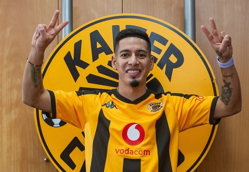 Kaizer Chiefs Coach Nasreddine Nabi Relies on Gaston Sirino’s Return as They Prepare to Face SuperSport United in the Carling Knockout Round of 16