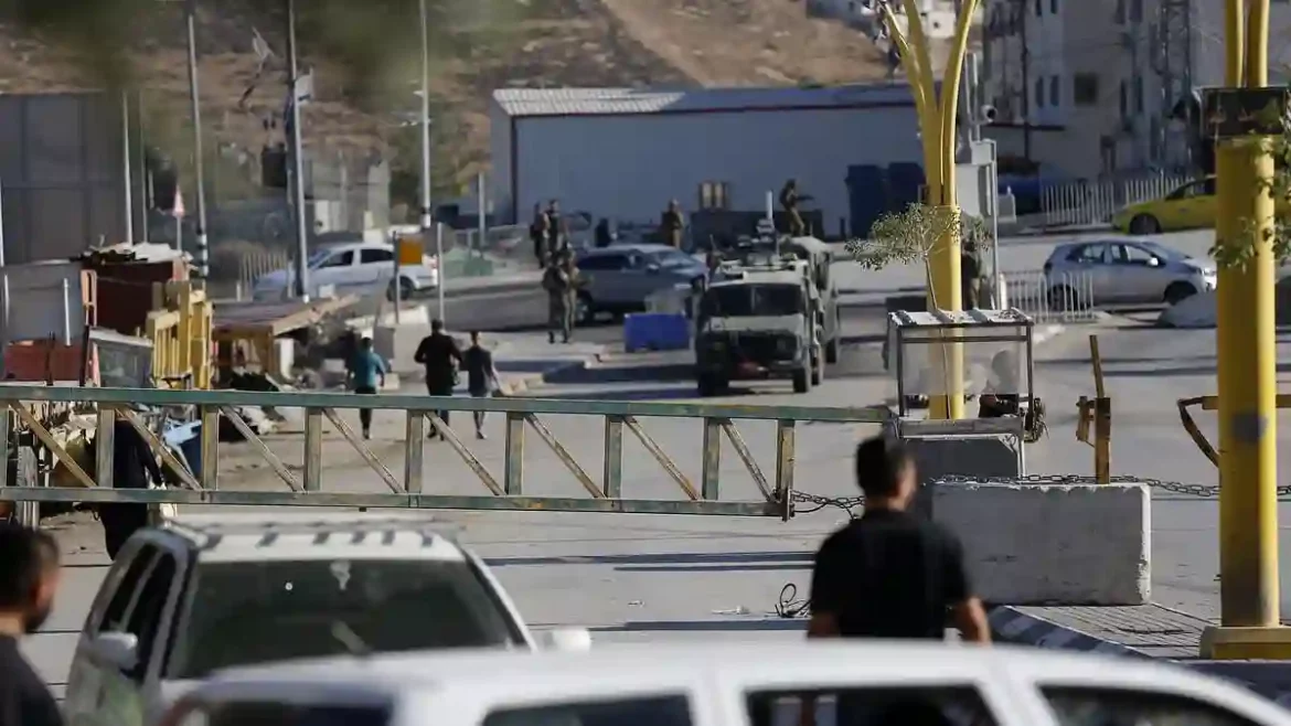 Israeli Defense Forces Neutralize Palestinian Suspected of Carrying Knife Near Military Base in Hebron, West Bank Amid Heightened Tensions