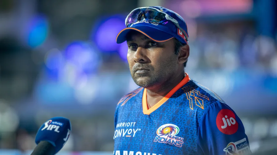 Mumbai Indians Confirm Mahela Jayawardene’s Reappointment as Head Coach for IPL 2025 After Disappointing Season Under Mark Boucher