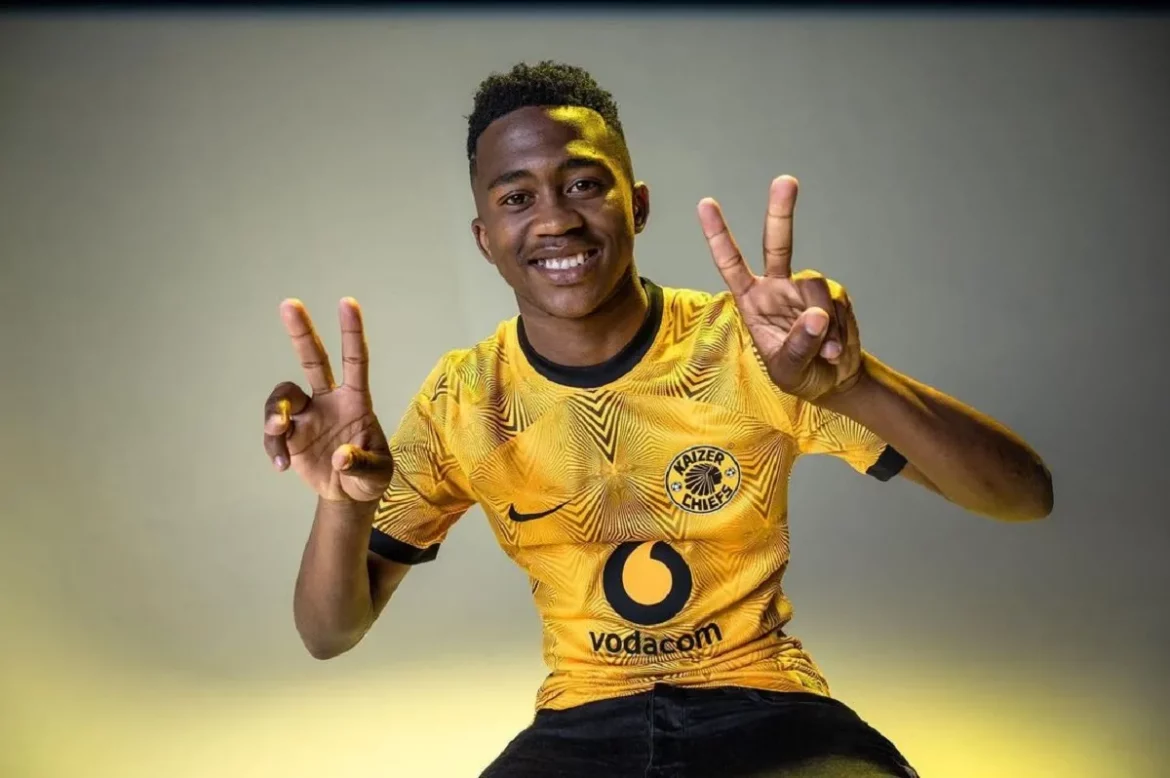 Kaizer Chiefs Midfielder Mduduzi Shabalala Impresses Fans and Coach This Season with His Dynamic Play and Leadership Skills