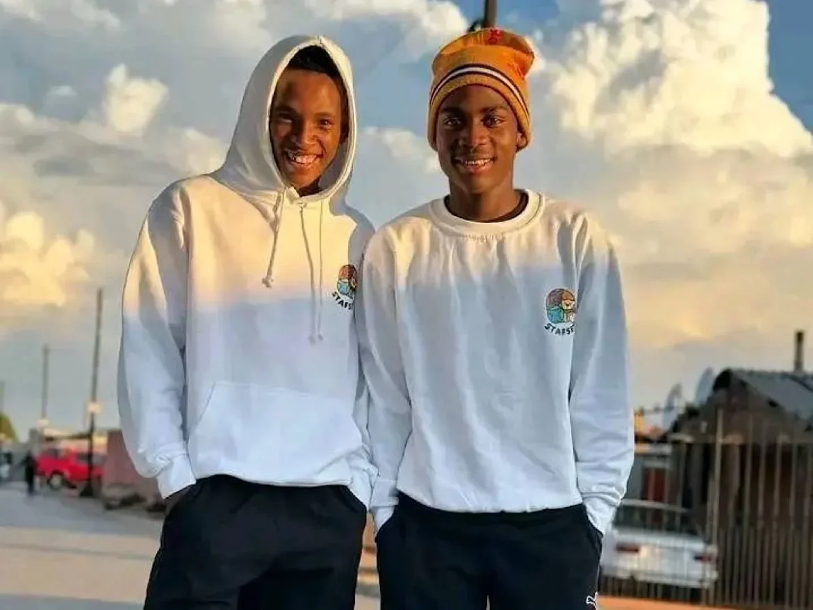 Orlando Pirates Star Relebohile Mofokeng Turns 20, Receiving Warm Wishes and Celebrations from Kaizer Chiefs’ Mfundo Vilakazi and Fans Across the Nation