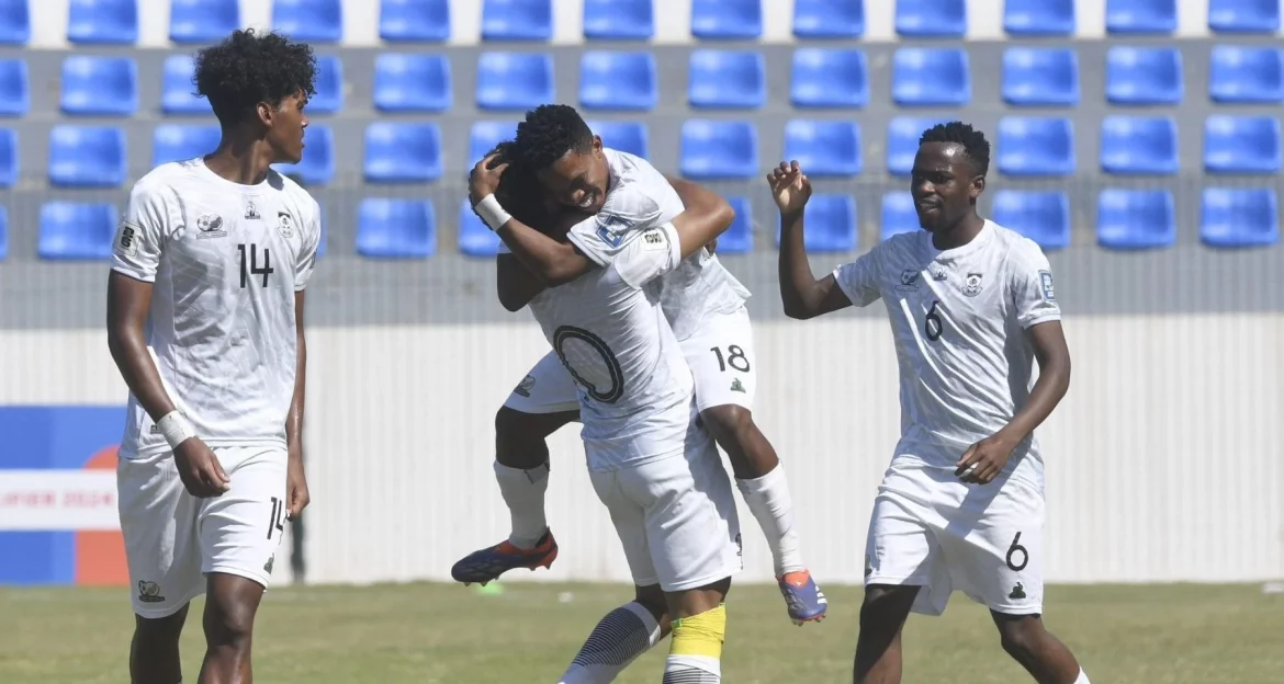 South Africa’s Under-20 team celebrates COSAFA Championship success in Mozambique as Coach Mdaka’s quick assembly of players pays off in 2-0 Zambia win